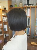 ラインのあるボブスタイル