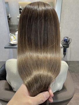 エイル 西梅田(eyl) さら艶 ナチュラルストレートパーマ