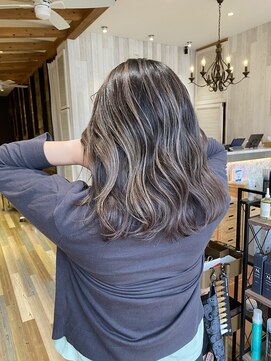 ラグーン(LAGOON) バレイヤージュ