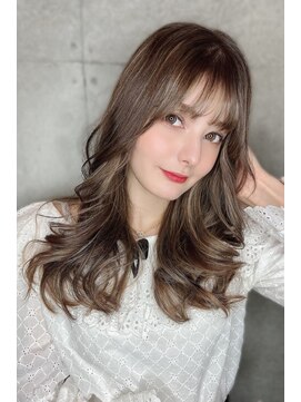 クーエフー(coo et fuu) 10代20代30代40代50代 前髪　アッシュベージュ　藤沢　ロング