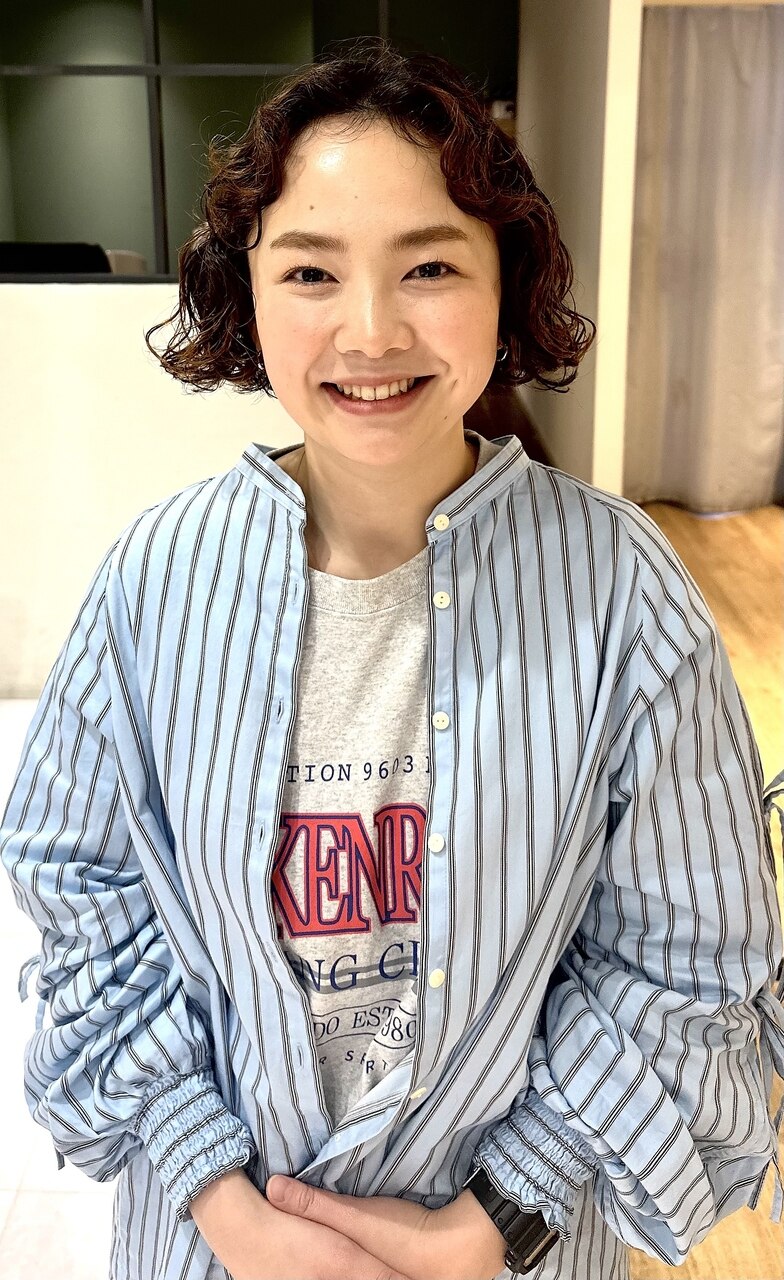 スタイリストカット　￥4400