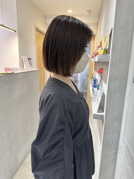 ヨーク(YOKE) YOKE 30代40代大人ボブ骨格カット艶髪オリーブベージュ