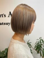 ラブハーツアンドビー マツヤマ(luve heart's And Be matsuyama)&nbsp;ミルクティーベージュカラーボブヘア