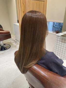 ファスナーグランデ(fustener grande) マットベージュ×艶ストレート