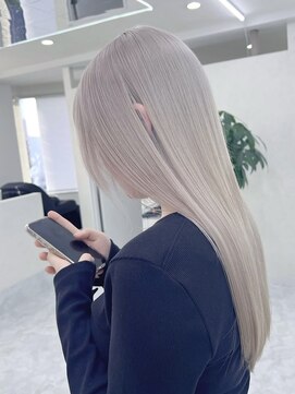 エイル アメ村(Eir) カラー特化/ブリーチ/ダブルカラー/インナーカラー/リタッチ