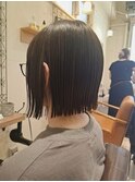 切りっぱなしボブ×グレージュ