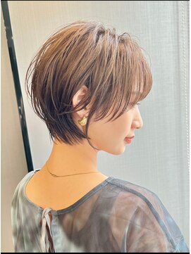 エス 天満扇町(esu) ah62 似合わせショート 30代40代50代 大阪ショート