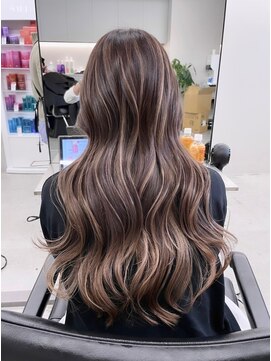 リリット(ReLit) 小顔黒髪クラゲヘアーオリーブグレーココアベージュバーガンディ