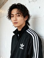 エイチ メンズ(H)&nbsp;スペインカールセンターパートツイストパーマスパイラルパーマ