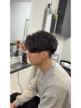 イーラ アメ村店(era) フェザーパーマ