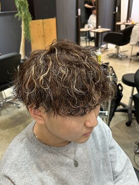 ラテ 伊勢崎(LATTE) 波巻きパーマ×メッシュ