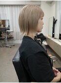 ブロンドベージュボブ