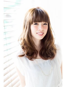 ループス(Roops) 大人かわいい 甘めバングナチュセミディ[Roops表参道・南青山]