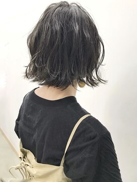 キューズ クラブ(cuz KLUB) 【cuzKLUB】外ハネボブ×ダークトーンアッシュ