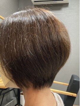 ルシードスタイル アウラ 松戸市五香(LUCIDO STYLE Aura) 前下がりボブ