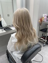 リッカ(LICCA)&nbsp;【LICCA 伊崎優李】ホワイトベージュ/ケアブリーチ/韓国ヘア