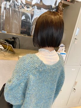 クルニエ(crenier) ぱっつんボブ/切りっぱなし