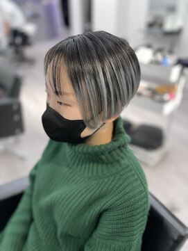 ミステル(MISTEL) グラデーションホワイトカラー