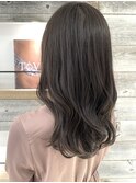 赤み除去オリーブグレージュくびれヘア【肥田亜沙美】