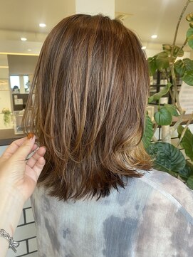 クラリティ(CLARITY) レイヤーカットふんわりスタイル
