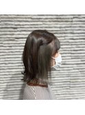 くびれボブ透明感シルバーアッシュグレージュカラー