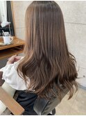 くすみベージュ