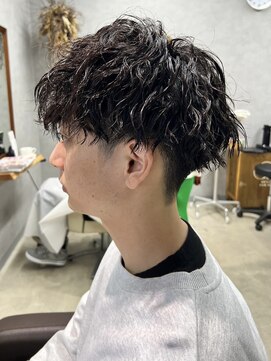 リット×ベリエ(Lit.×belier) 薩摩川内シャドウパーマフェザーパーマ波巻きパーマウルフ30代