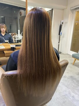 フツーロ 栄(FUTURO) プルエクステ