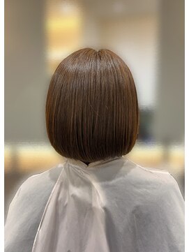 リンク(LinQ) 【明るめカラー×ショートボブ】