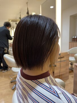 ニューヨークニューヨークマザーズ(NYNY Mothers) ミニボブ/イヤリングカラー/ベージュインナー/ワンレングス