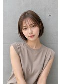 透明感ブラウンベージュ×コンパクトボブ20代30代40代