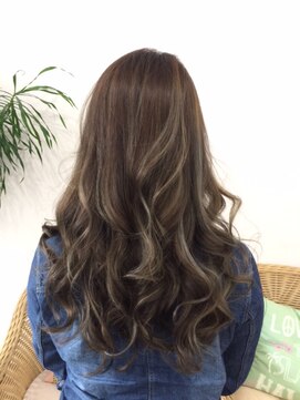 アロハナ(ALOHANA) グレージュハイライトカラー