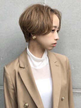 カンゴールサロン 富山セントラル(KANGOL SALON) センターパート×ハイトーンカラー