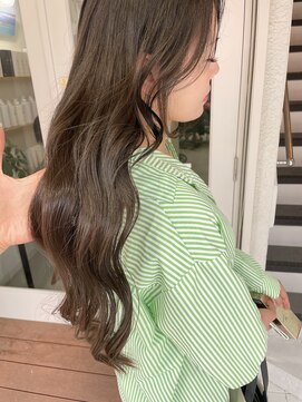 アンダーバーホワイト 阪神西宮店(_WHITE) 赤み打ち消しオリーブカラー