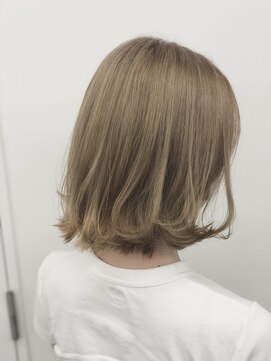 エイト 船橋店(EIGHT) tomi-33　ミルクティーベージュ！