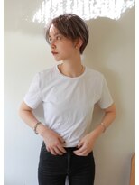 ウーフ(U-fu) ベージュショート