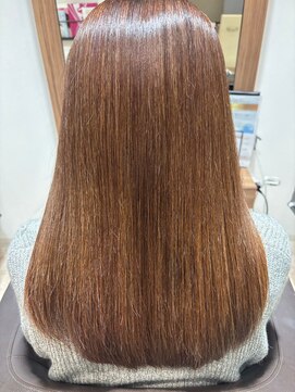 クララ カシハラ(CLALA Kashihara) 白髪ぼかし/オレンジブラウン/丸みロング