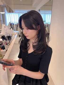 ヴェイナゴヤ(VEYY. nagoya) グレージュ/後れ毛/サイドバング/顔まわり/レイヤー/韓国ヘア