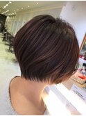 ショートボブ