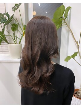 ミレ バイ ルカ(mire by Luca) まろやかオリーブベージュカラー