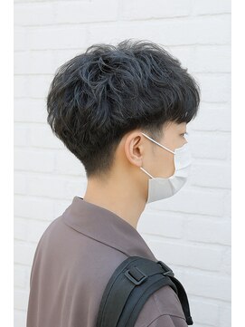 モニ(moni) ゆるふわメンズパーマ