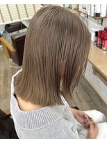 ラウラアンドロー(LAURA&RO)&nbsp;ダブルカラー/ケアブリーチ/インナーカラー/ベージュ【塚口】