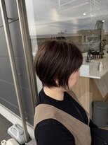 アース 四街道もねの里モール店(EARTH coiffure beaute) 艶感ショート