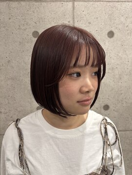 ユラ(yura.) 春色コーラルピンク×ミニマルボブ