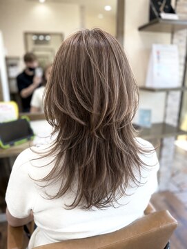 グランヘアー 大町店(GRANHAIR) レイヤー×オイルカラー×シルバーグレージュ