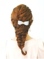 ゲッカビジン(GEKKABIJIN)&nbsp;プリンセス風にあみこみダウンスタイル