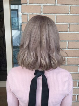 サロンドミルク 原宿(salon de MiLK) グレージュ