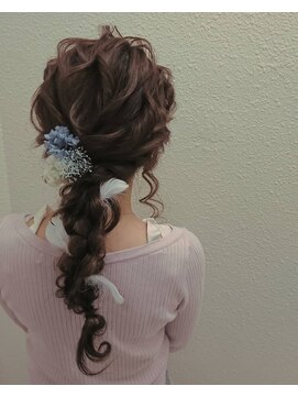 ヘアメイク ドールズ 編みおろし