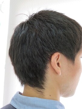 あんぐる美容室 束感ショートカット