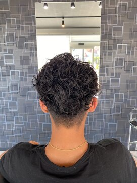 シャイン(Shine) メンズカット / メンズパーマ / 簡単スタイリング